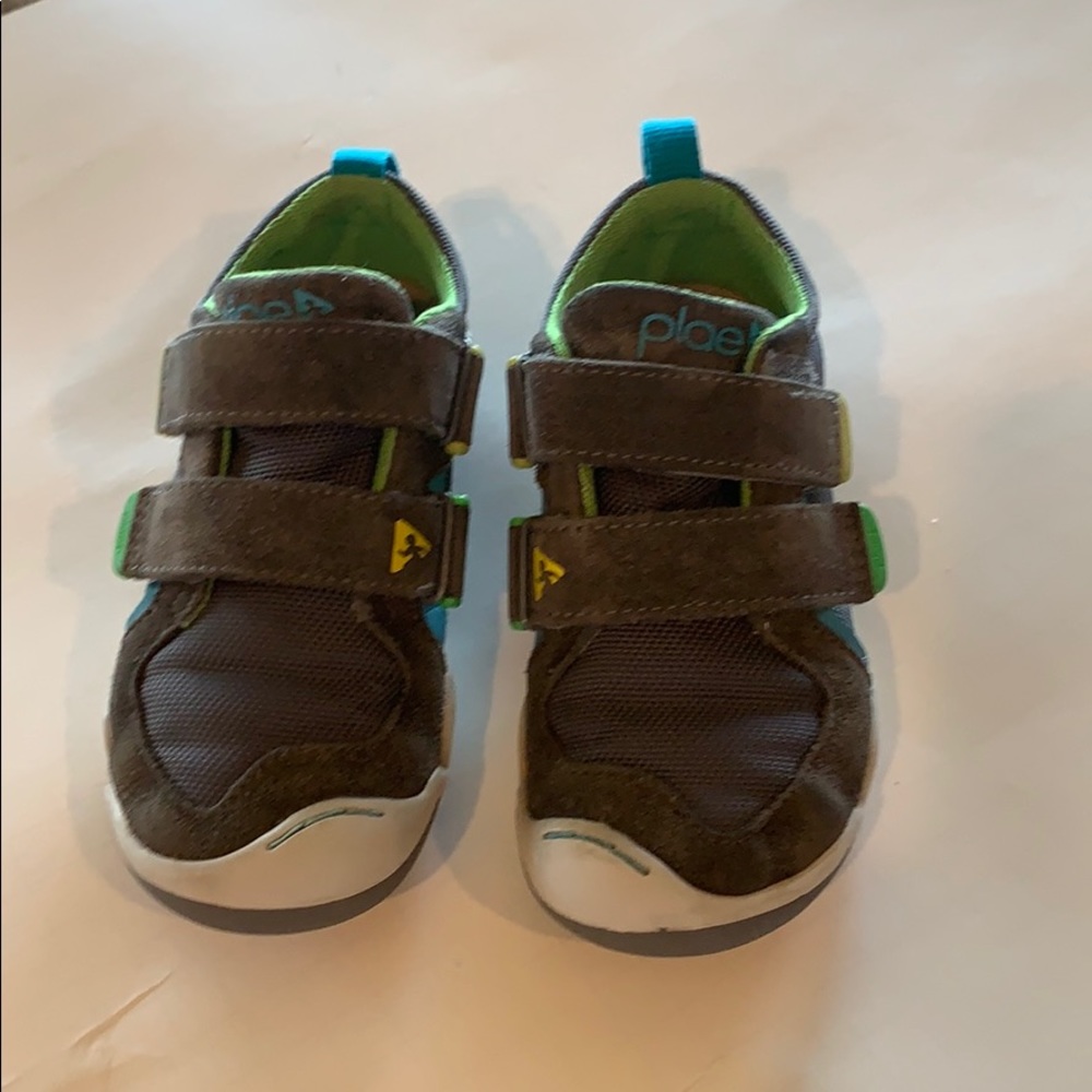 Toddler boy shoes